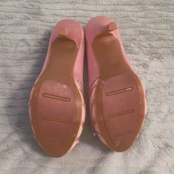 BRAND NEW PINK SATIN DIAMOND STUDDED PLATFORMS FROM ZIGI NEW YORK!!! - Picture 4 of 8